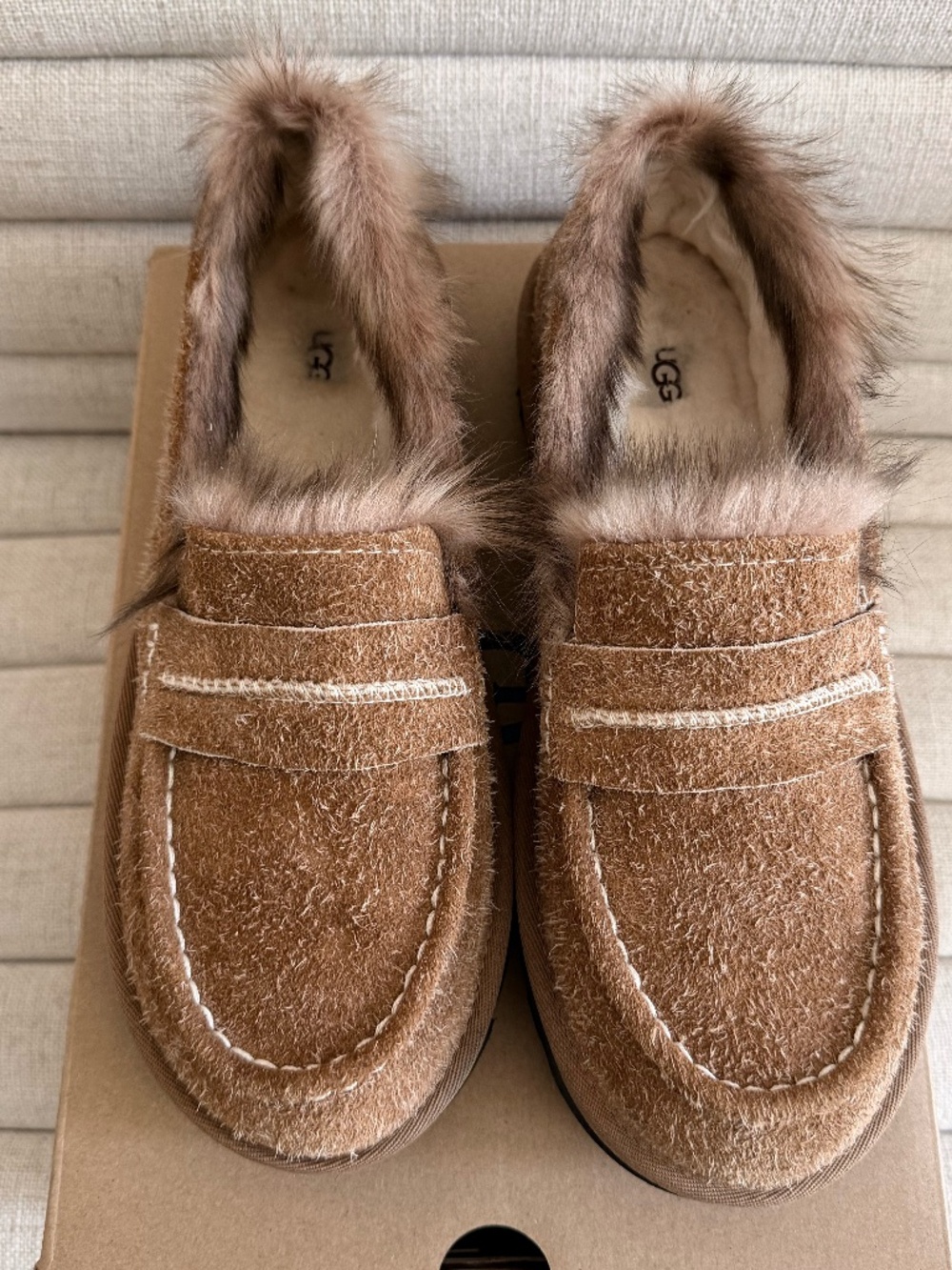 UGG Ellis Wool Loafer, Sz 9, Chestnut (Like Brand New)